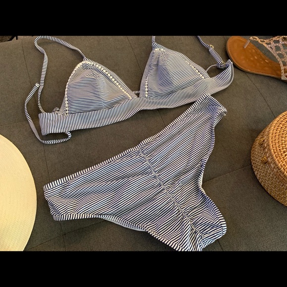 Bikini 👙 - Picture 3 of 4